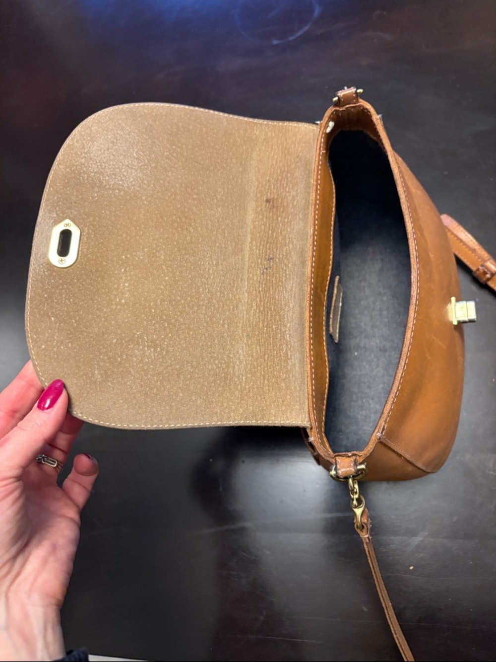 CLARE V Turnlock Classic Tan Leather Crossbody Shoulder Bag - Picture 8 of 11